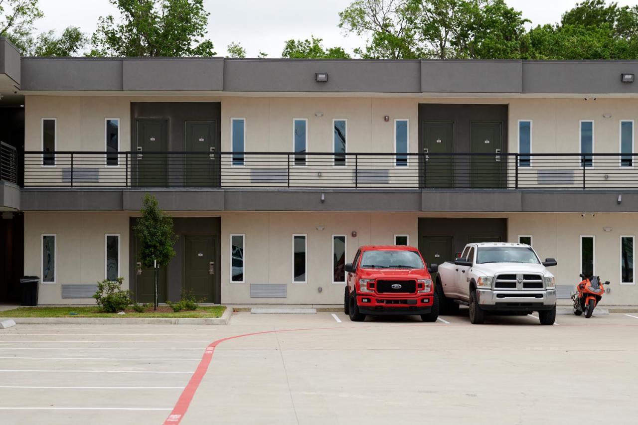 Crystal Inn Baytown Exterior photo